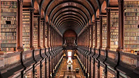 《信任钱包升级疑云：PostHog JS犹存，余烬中的安全谜团——币市探秘》